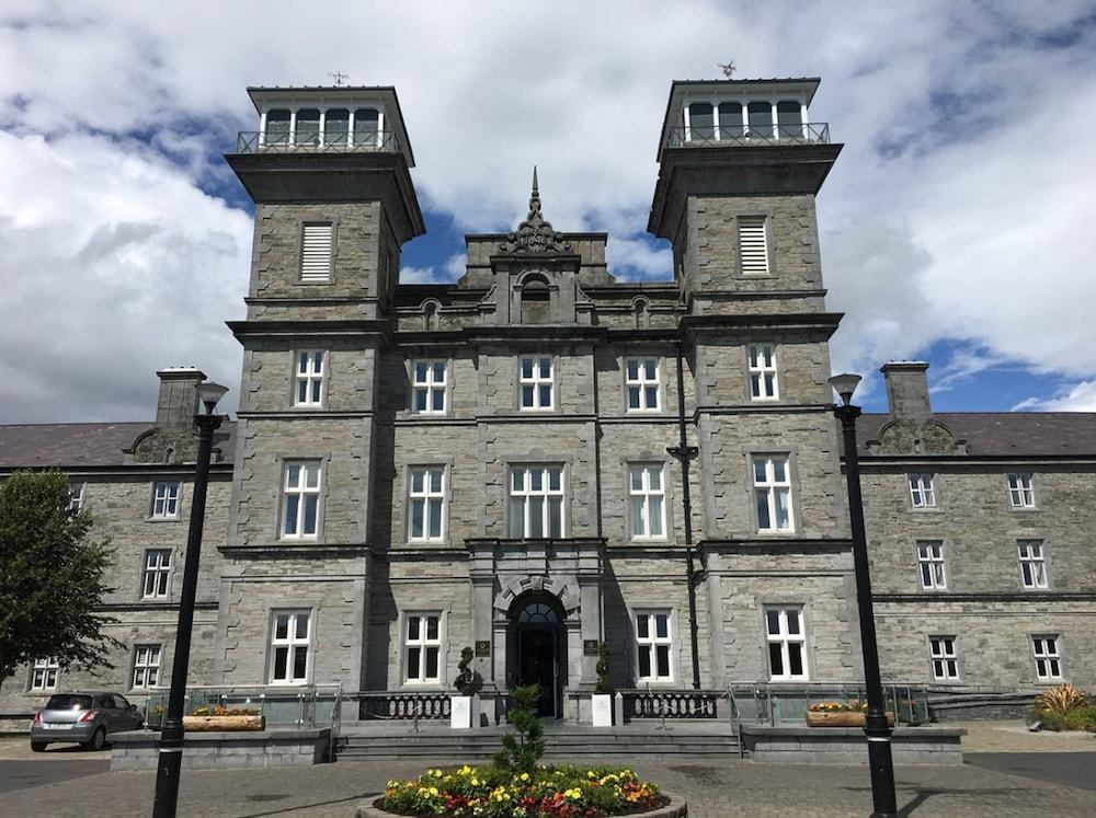 Clayton Hotel & Leisure Club Sligo Exterior photo